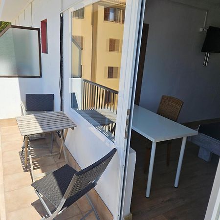 Seven Hostal Кала Милор Екстериор снимка