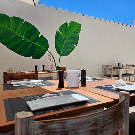 Seven Hostal Кала Милор Екстериор снимка