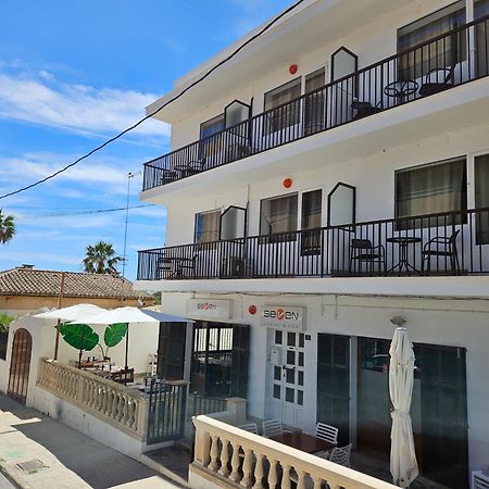 Seven Hostal Кала Милор Екстериор снимка